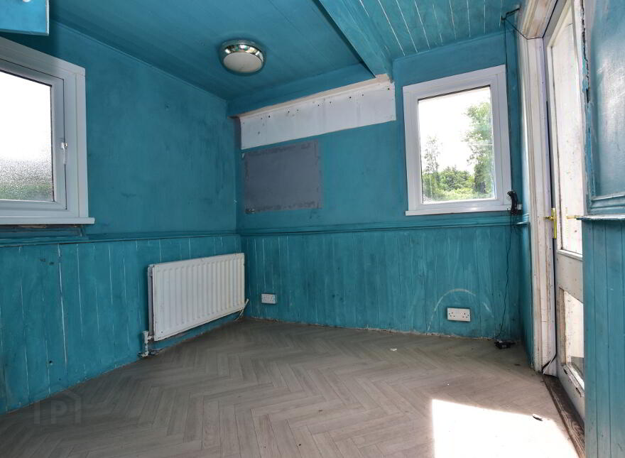 30 Queensway, Derriaghy, Lisburn, BT17 9EX