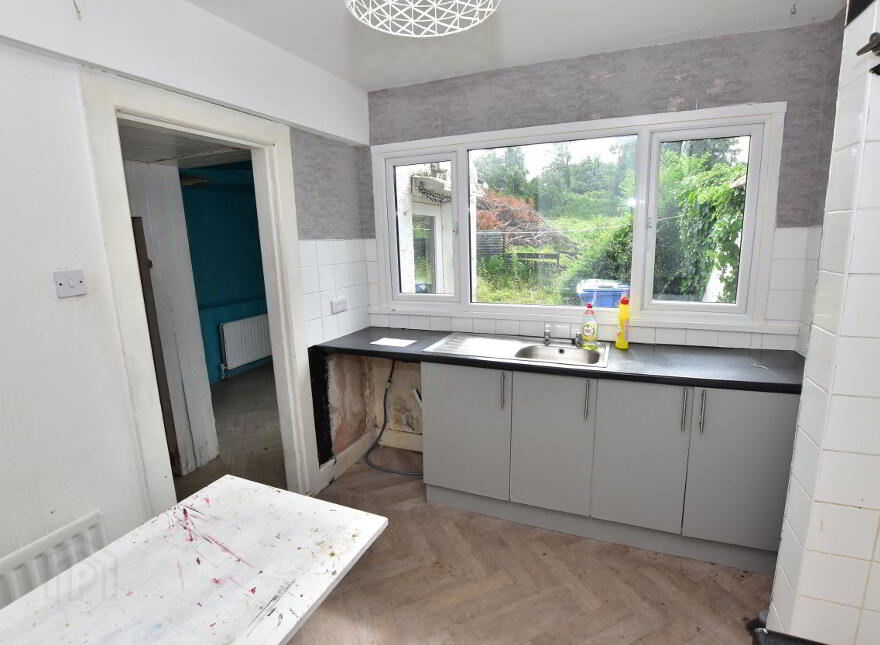 30 Queensway, Derriaghy, Lisburn, BT17 9EX
