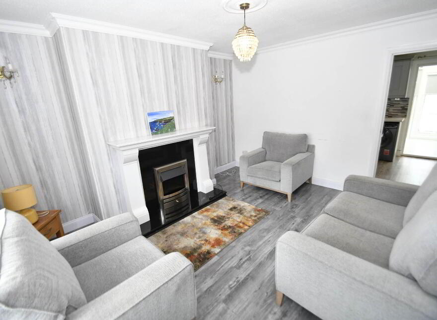 11 Iris Close, Belfast, BT12 7BY