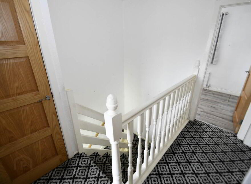 11 Iris Close, Belfast, BT12 7BY