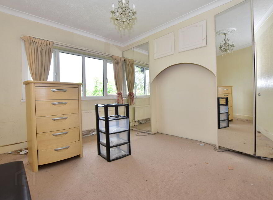 32 Queensway, Derriaghy, Lisburn, BT17 9EX