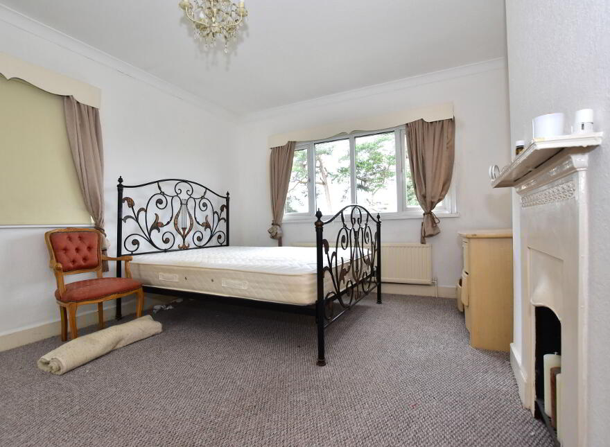 32 Queensway, Derriaghy, Lisburn, BT17 9EX