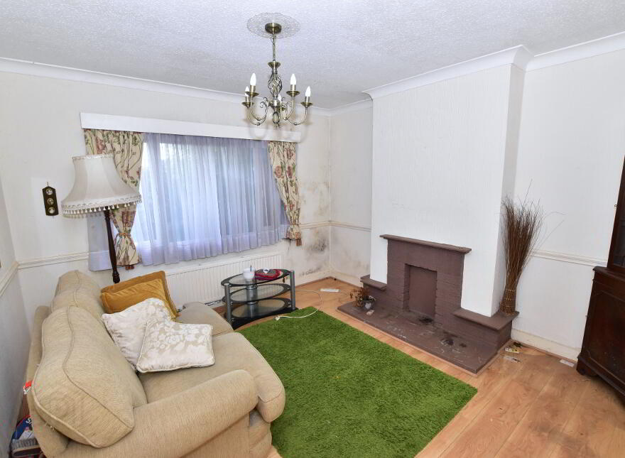 32 Queensway, Derriaghy, Lisburn, BT17 9EX