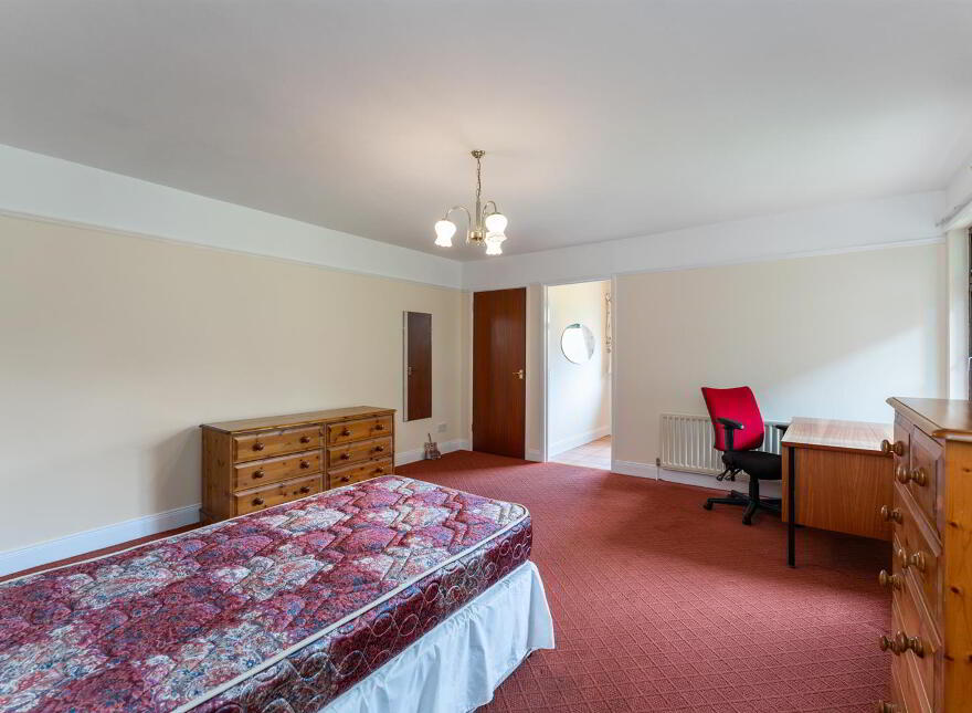 156 Gilnahirk Road, Belfast, BT5 7QQ