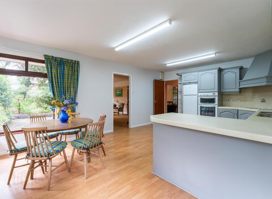 156 Gilnahirk Road, Belfast, BT5 7QQ