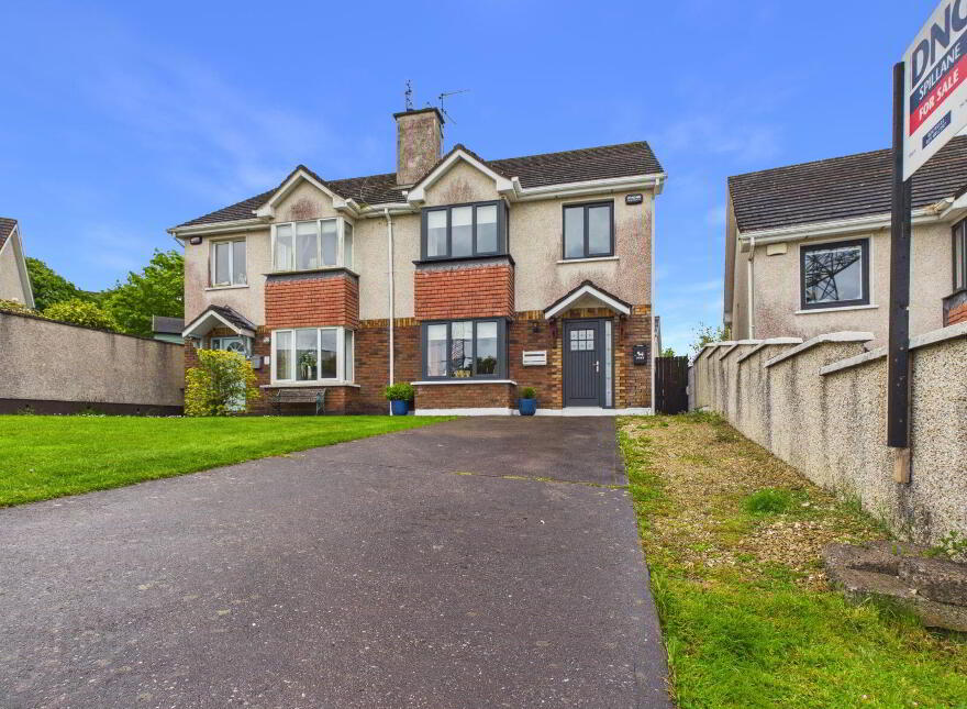 8 The Meadows, Rushbrooke Links, Cobh, P24TK25