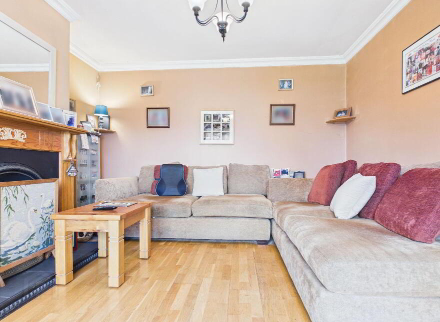 8 The Meadows, Rushbrooke Links, Cobh, P24TK25