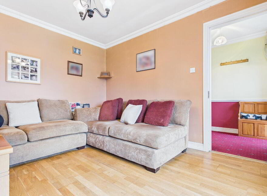 8 The Meadows, Rushbrooke Links, Cobh, P24TK25