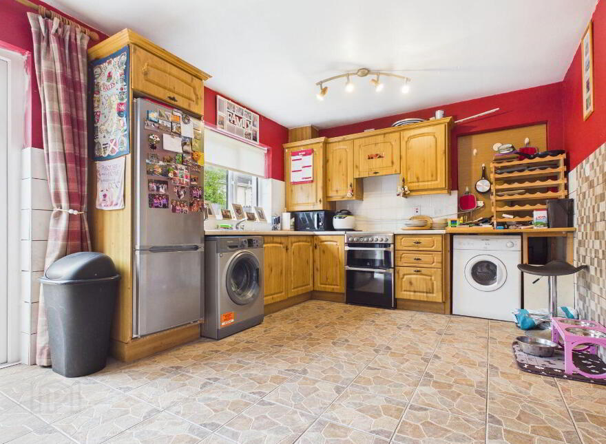 8 The Meadows, Rushbrooke Links, Cobh, P24TK25