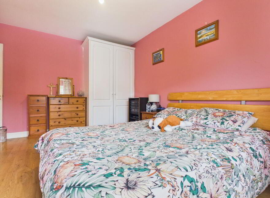 8 The Meadows, Rushbrooke Links, Cobh, P24TK25