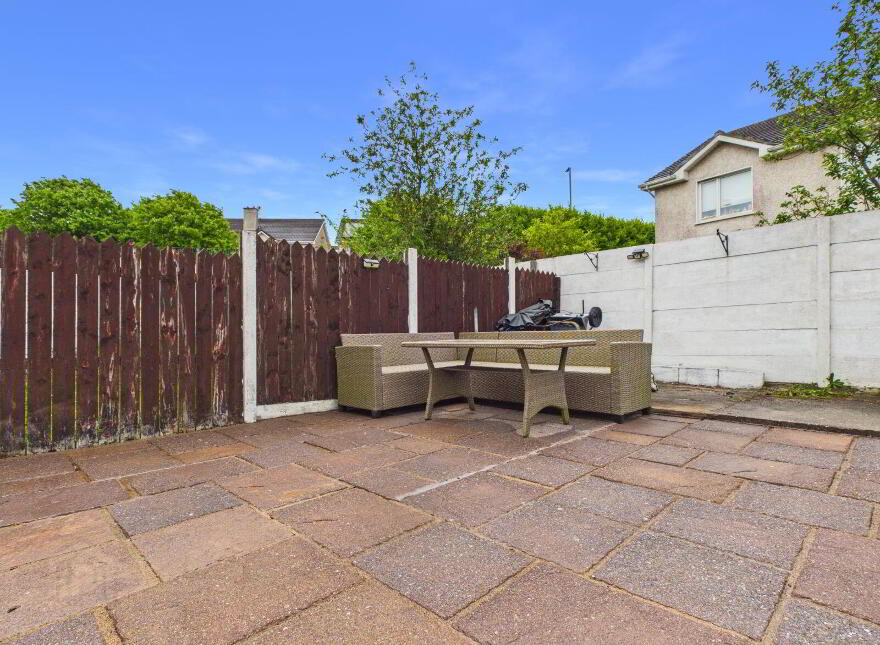 8 The Meadows, Rushbrooke Links, Cobh, P24TK25