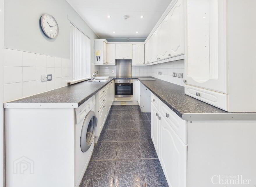 40 Dunraven Park, Belfast, BT5 6BS