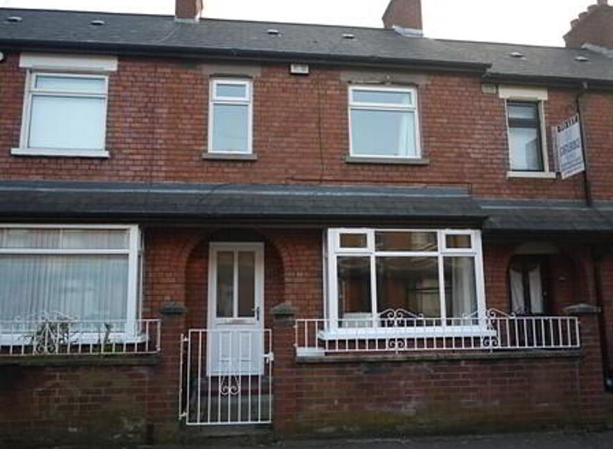 42 Windsor Drive, Belfast, BT9 7FH