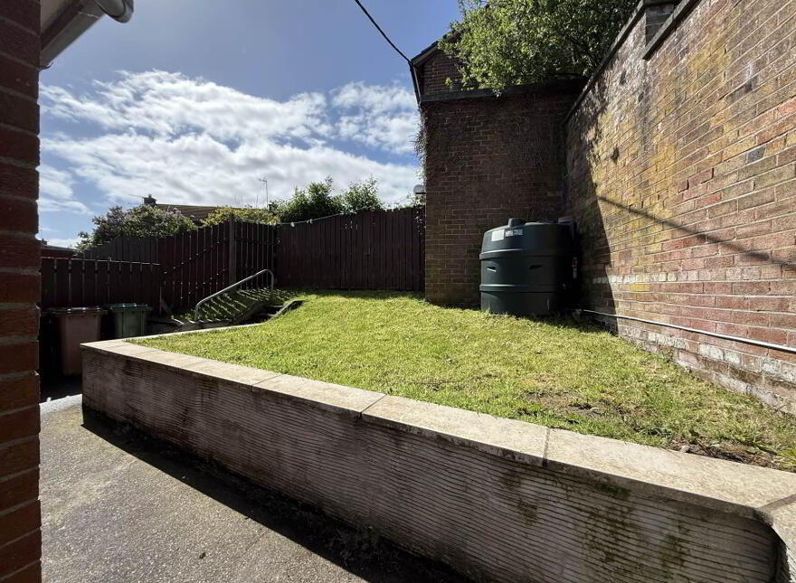 11 Orangefield Drive, Armagh, BT60 1DT