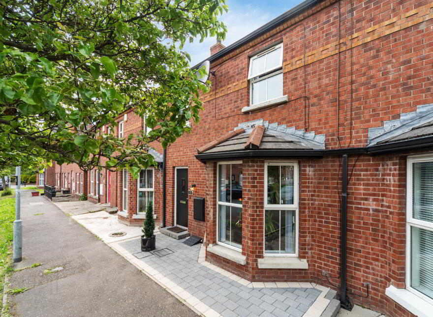 42 Lewis Avenue, Belfast, BT4 1FD