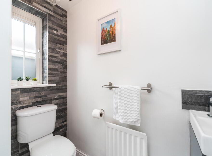 42 Lewis Avenue, Belfast, BT4 1FD