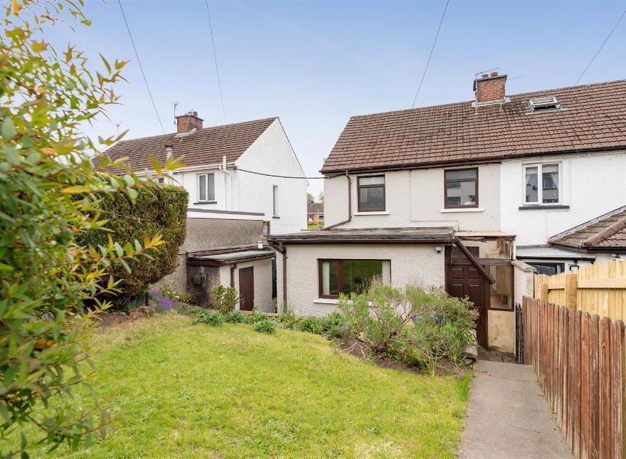 6 Charles Way, Comber, BT23 5BB