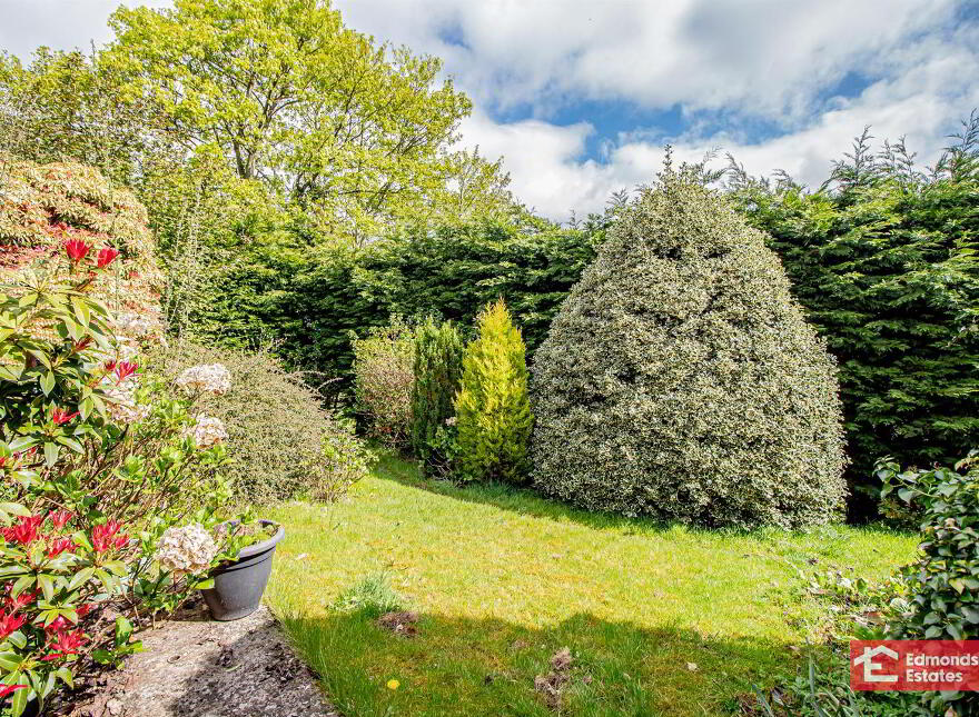 13 Long Common, Ballymena, BT42 2NU
