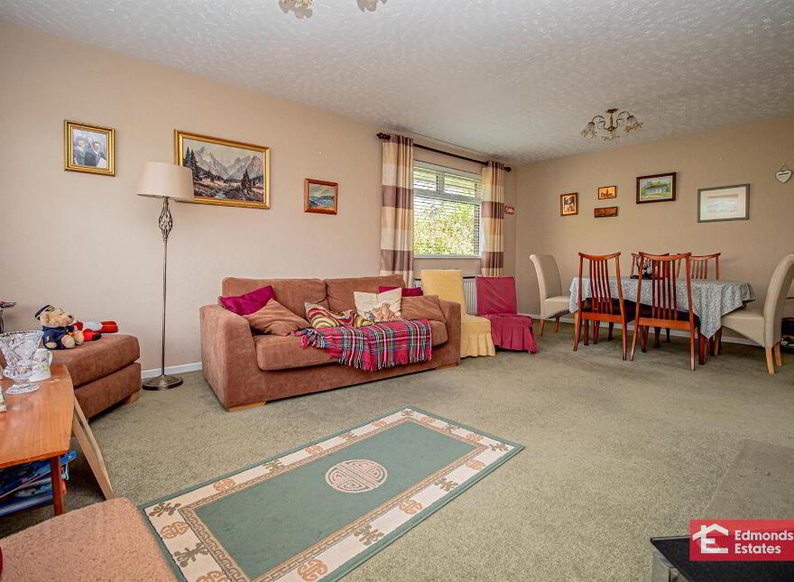 13 Long Common, Ballymena, BT42 2NU