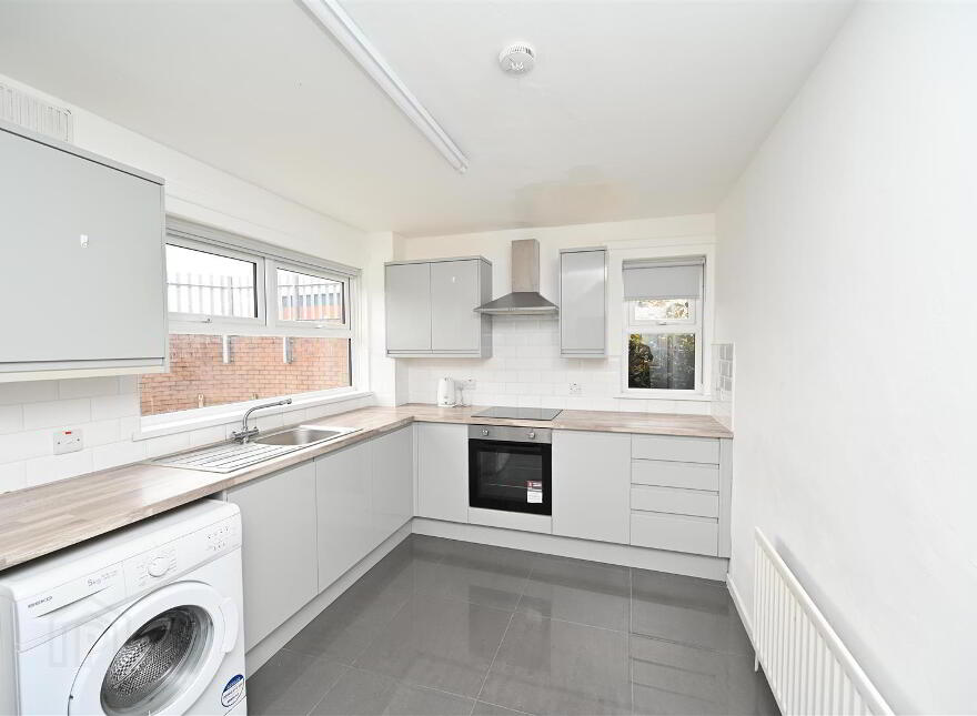 1 Lindsay Way, Belfast, BT7 1TS