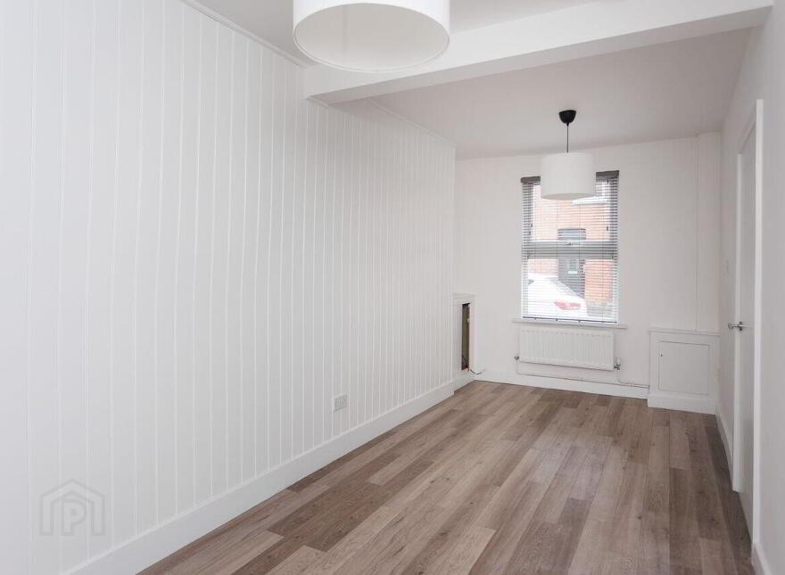 4 Chobham Street, Belfast, BT5 5BL