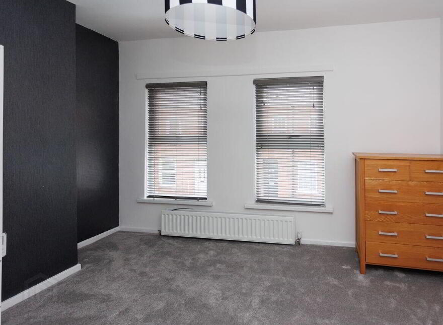4 Chobham Street, Belfast, BT5 5BL