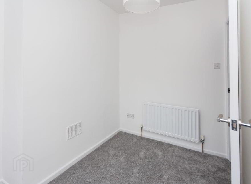 4 Chobham Street, Belfast, BT5 5BL