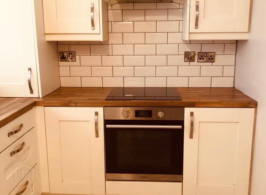 6 Cavendish Street, Belfast, BT12 7AU