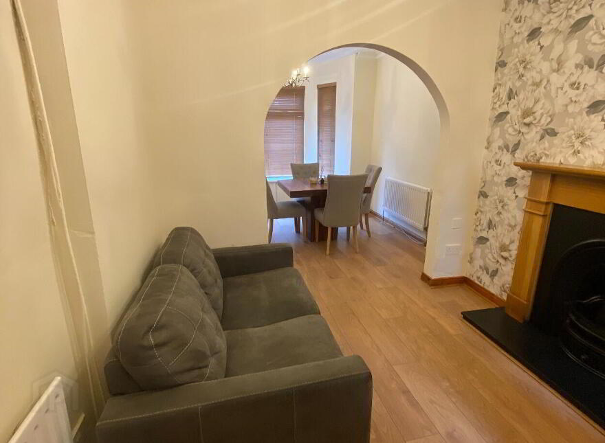 6 Cavendish Street, Belfast, BT12 7AU
