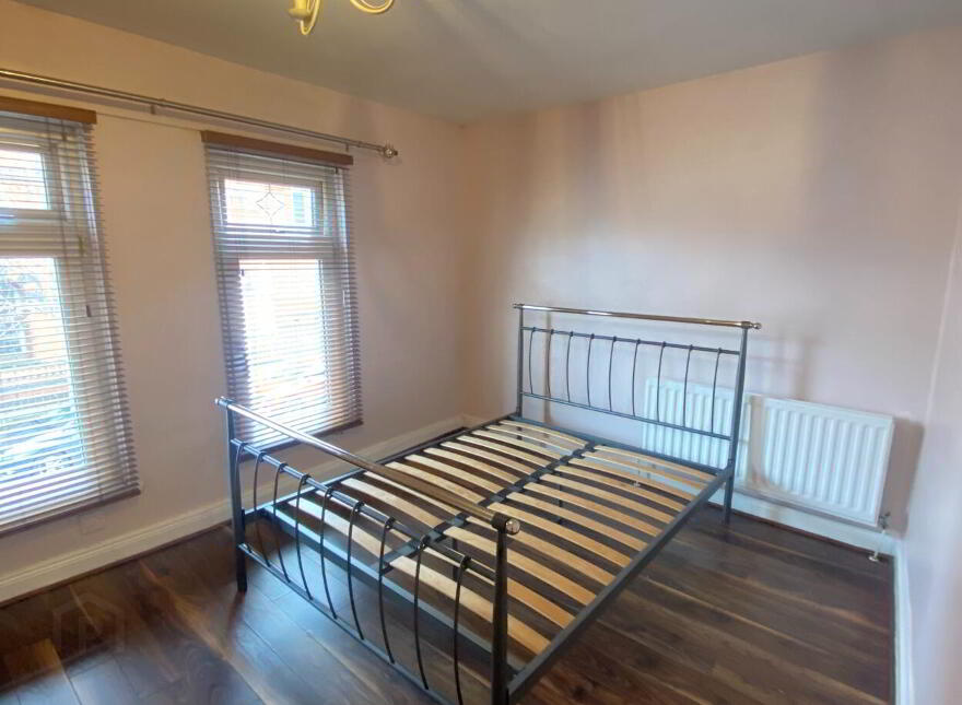 6 Cavendish Street, Belfast, BT12 7AU