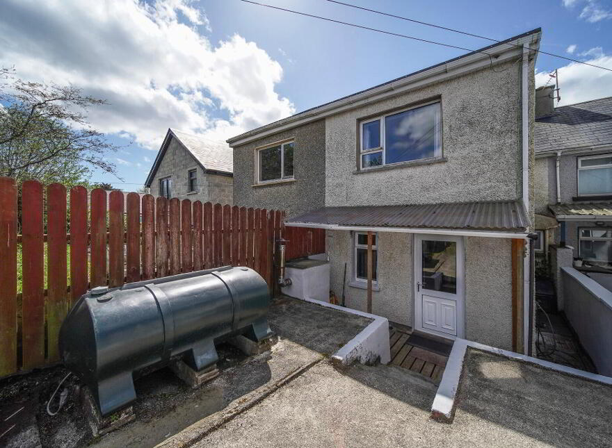 8 Knocknamona Terrace, Letterkenny, F92Y1FP