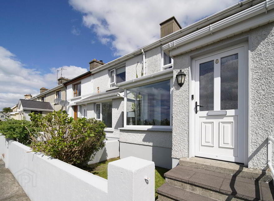 8 Knocknamona Terrace, Letterkenny, F92Y1FP