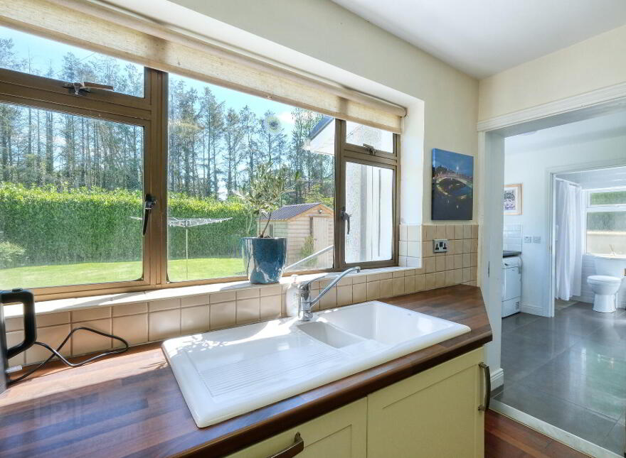 19 Ardnacassa, Dublin Road, N39X2W4