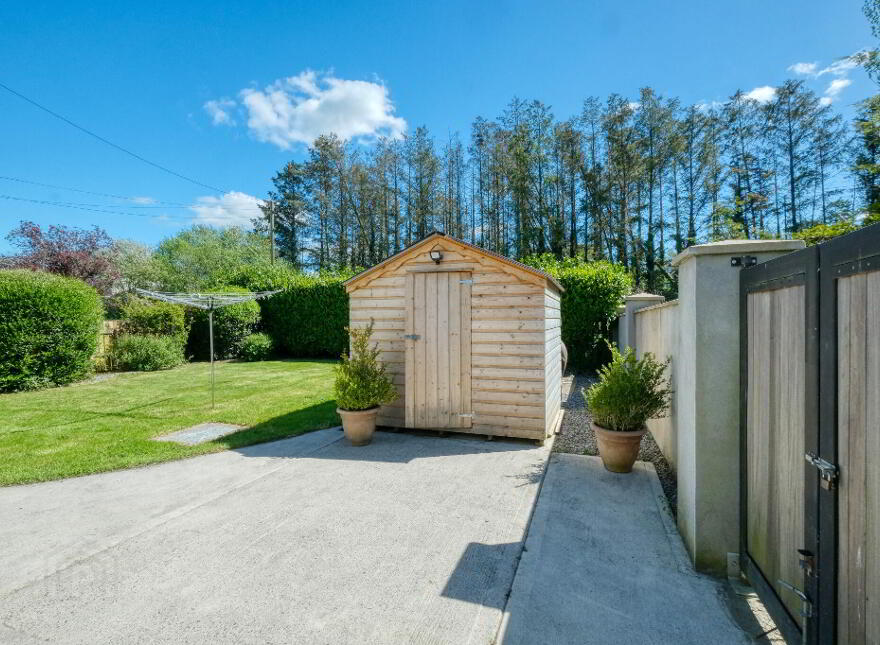 19 Ardnacassa, Dublin Road, N39X2W4