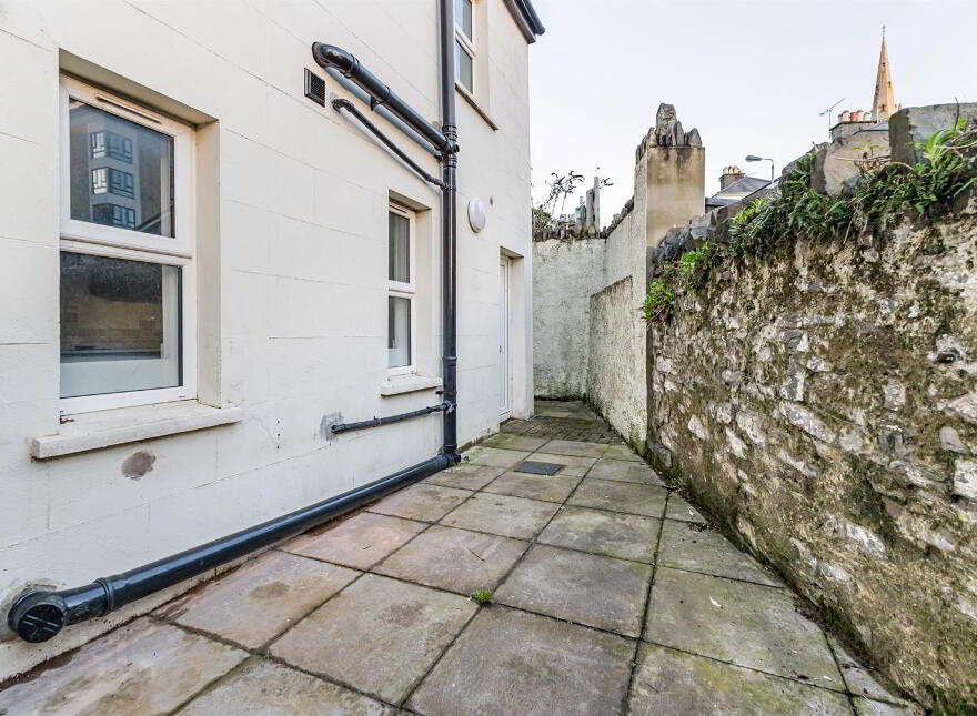 47 Southwell Road, Bangor, BT20 3AQ