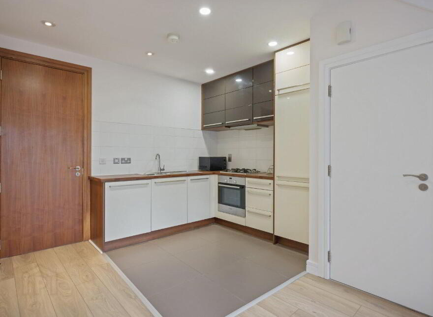 Apartment 9.02 The Arc 2I Queens Road, Belfast, BT3 9FL