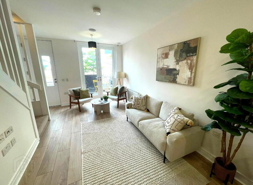 Apartment 9.02 The Arc 2I Queens Road, Belfast, BT3 9FL