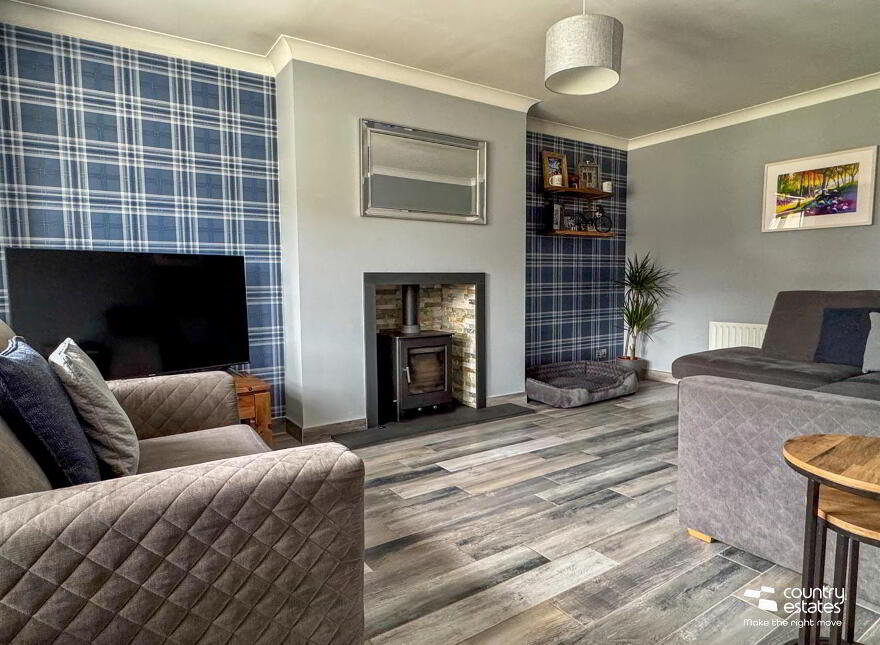 35 Russell Manor, Ballyclare, BT39 9YR