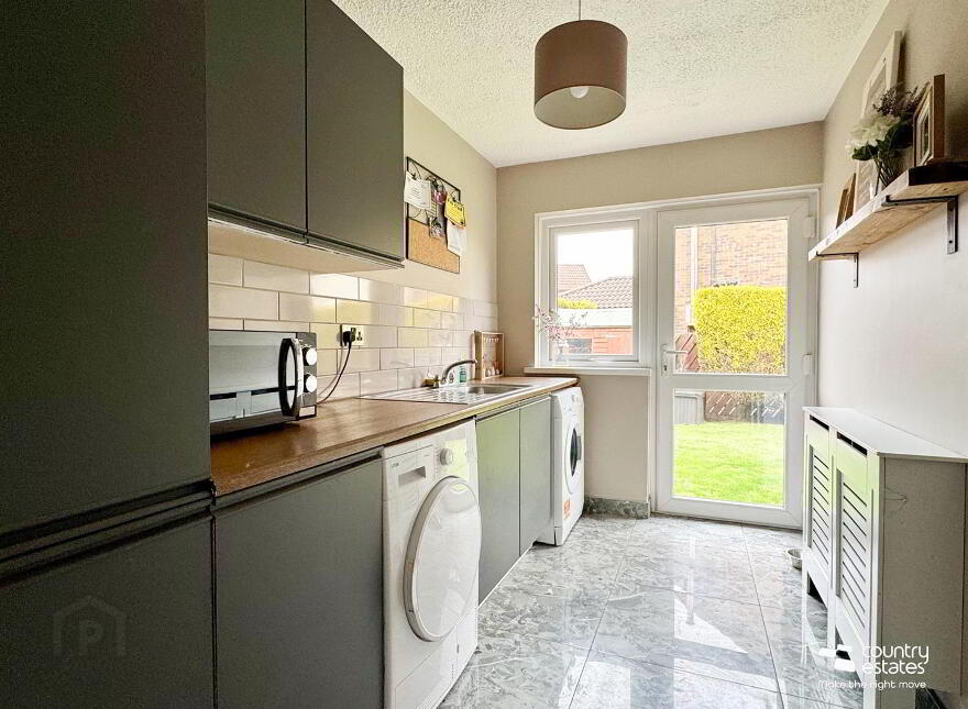 35 Russell Manor, Ballyclare, BT39 9YR