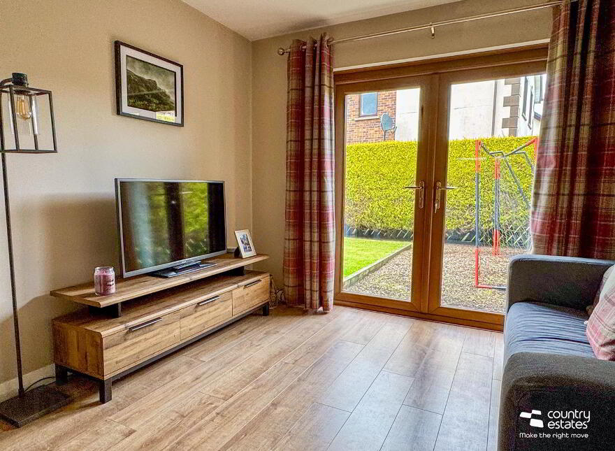 35 Russell Manor, Ballyclare, BT39 9YR