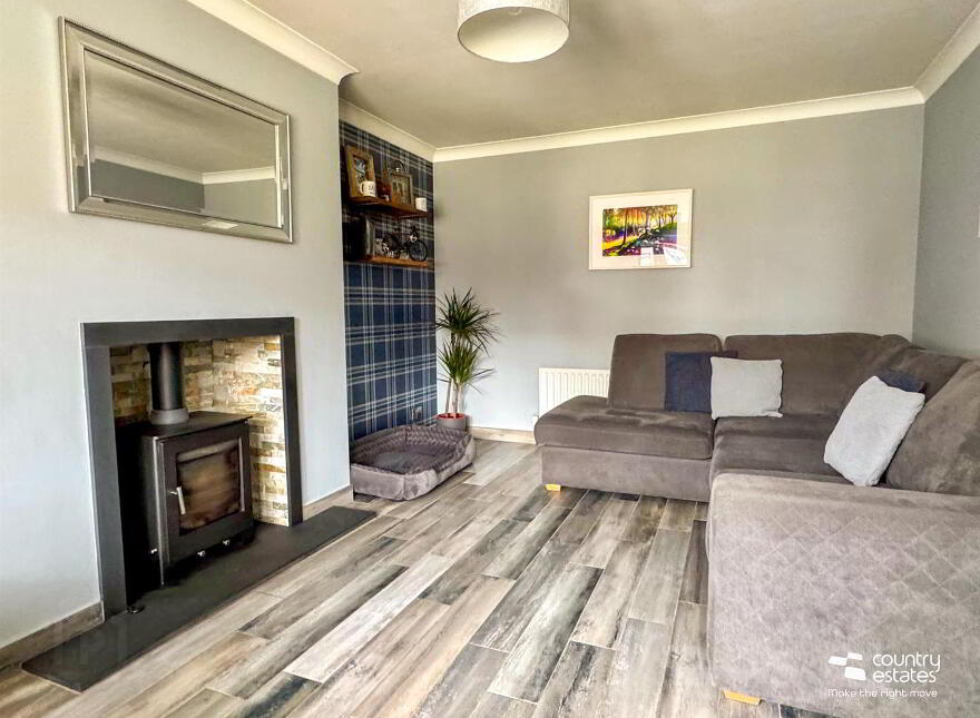 35 Russell Manor, Ballyclare, BT39 9YR