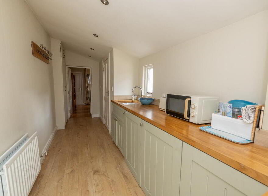 La Maison De Ville, 59 Killyleagh Street, Crossgar, Downpatrick, BT30 9DQ