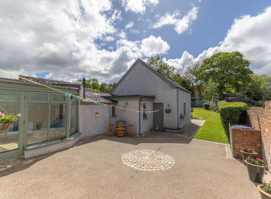 La Maison De Ville, 59 Killyleagh Street, Crossgar, Downpatrick, BT30 9DQ