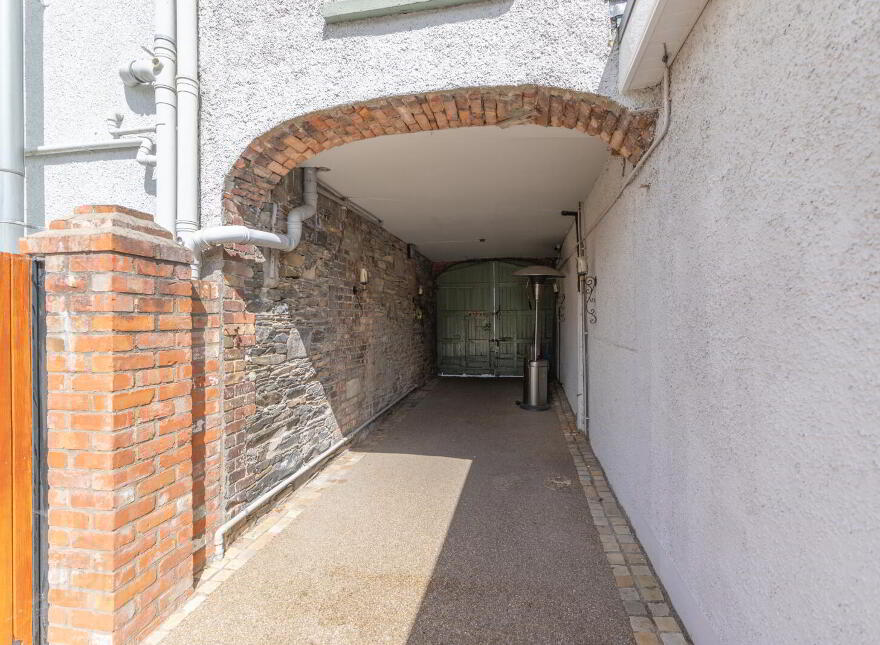 La Maison De Ville, 59 Killyleagh Street, Crossgar, Downpatrick, BT30 9DQ
