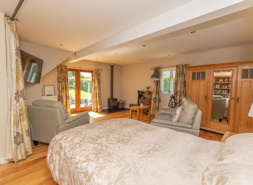 La Maison De Ville, 59 Killyleagh Street, Crossgar, Downpatrick, BT30 9DQ