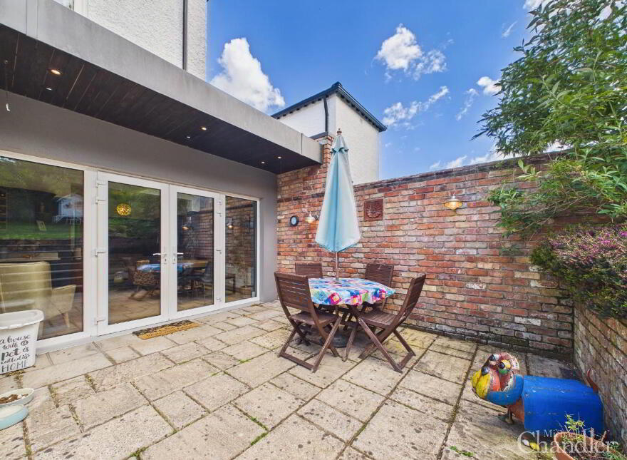 147 Sandown Road, Belfast, BT5 6GX