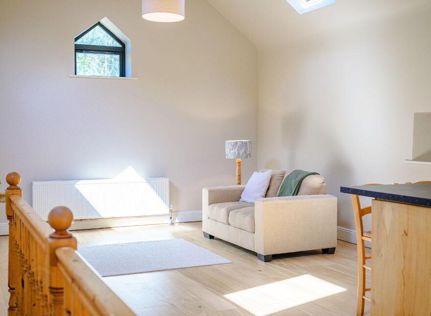 Barn Lodge, Knocknalurgan, Carrigaline, P43RX27