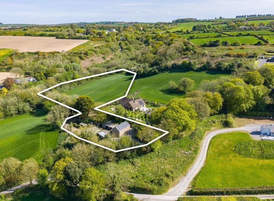 Barn Lodge, Knocknalurgan, Carrigaline, P43RX27