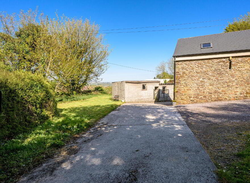 Barn Lodge, Knocknalurgan, Carrigaline, P43RX27