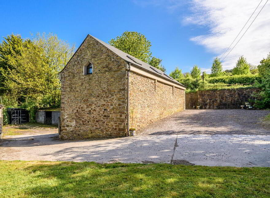 Barn Lodge, Knocknalurgan, Carrigaline, P43RX27